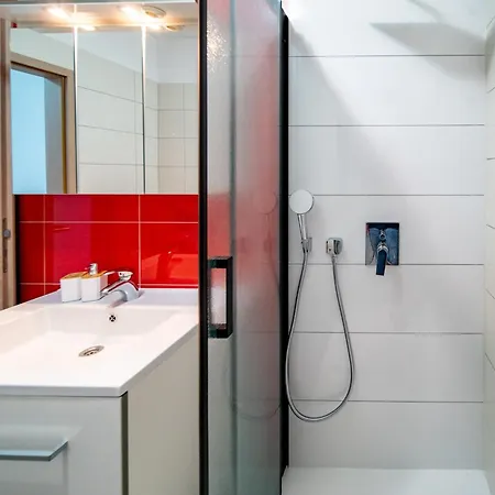 דירה With Swimming Pool Palit, Rab - 24995 *