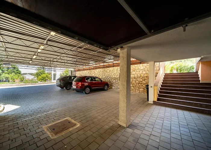 Apartment With Swimming Pool Palit, Rab - 24995 *