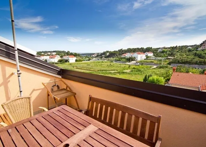 Apartment With Swimming Pool Palit, Rab - 24995